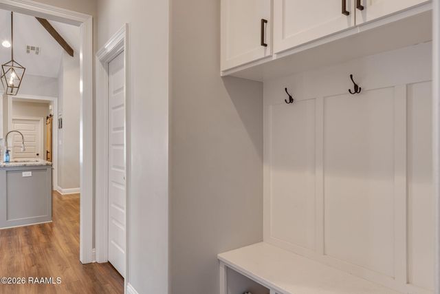 215 Whispering Meadows Road, Broussard, LA 70518