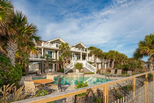 112 Ocean Boulevard, Isle Of Palms, SC 29451