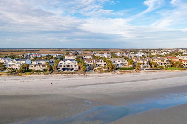 112 Ocean Boulevard, Isle Of Palms, SC 29451