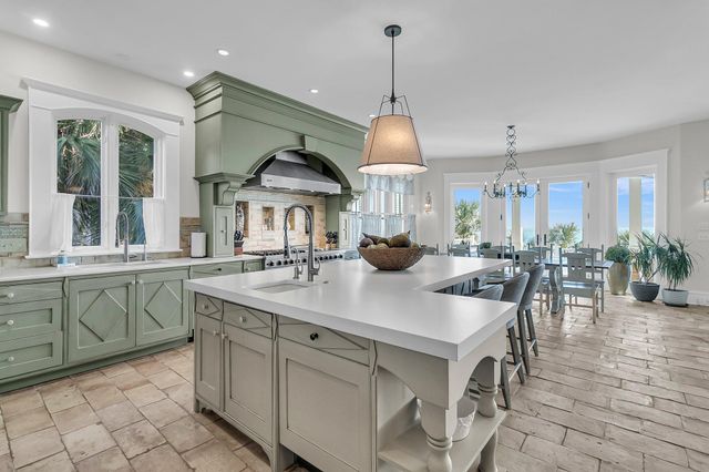 112 Ocean Boulevard, Isle Of Palms, SC 29451