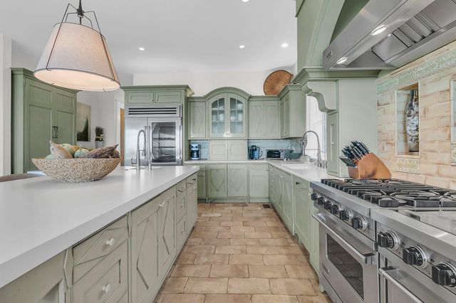 112 Ocean Boulevard, Isle Of Palms, SC 29451