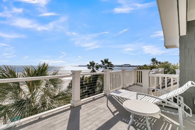 112 Ocean Boulevard, Isle Of Palms, SC 29451