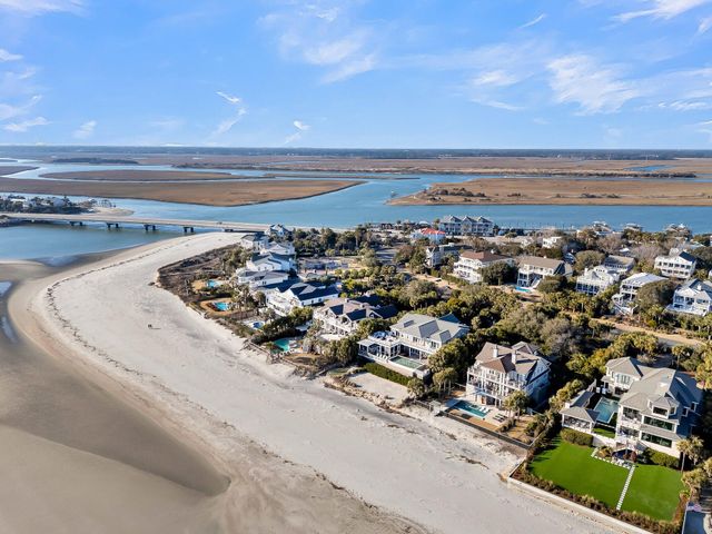 112 Ocean Boulevard, Isle Of Palms, SC 29451