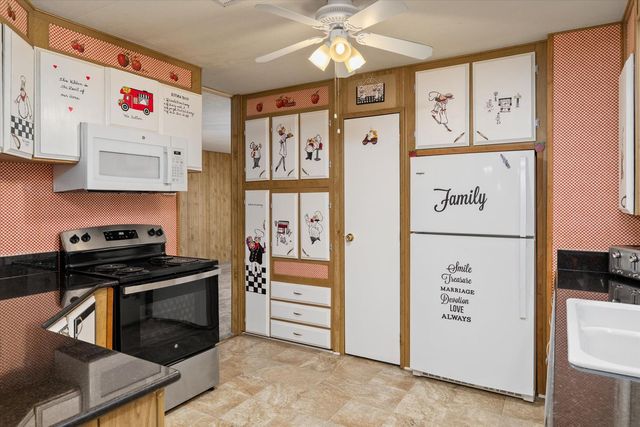 8 La Foret Dr, Oroville, CA 95966