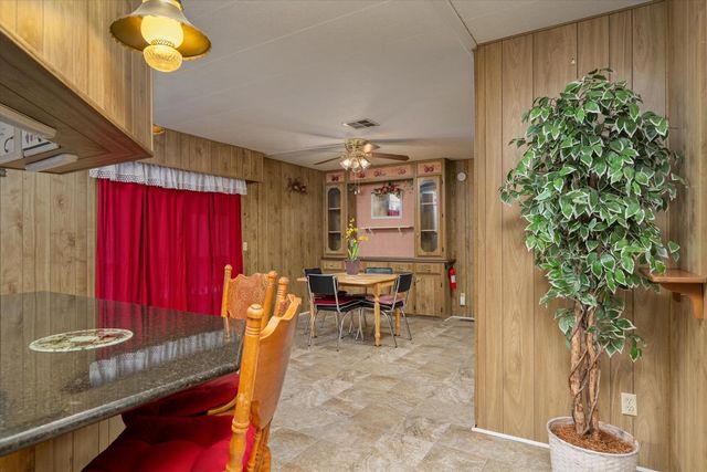 8 La Foret Dr, Oroville, CA 95966