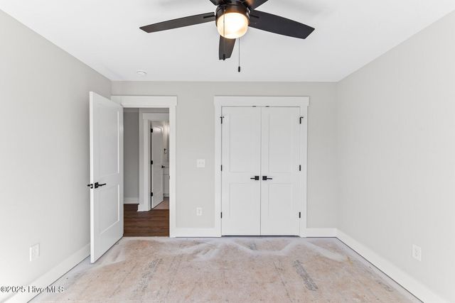 404 E Blackbeard Road, Wilmington, NC 28409