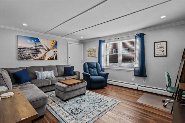 70 Carroll Avenue 310, Newport, RI 02840