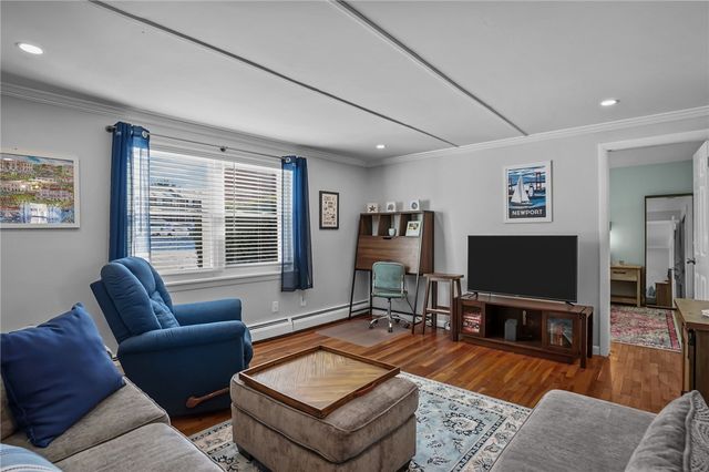 70 Carroll Avenue 310, Newport, RI 02840