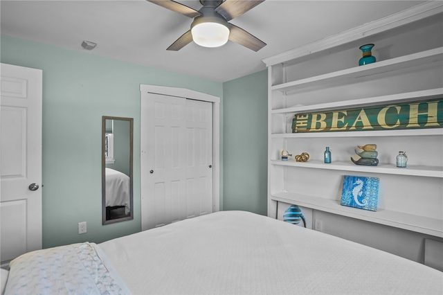 70 Carroll Avenue 310, Newport, RI 02840