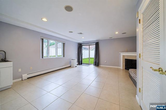 432 Washington Avenue A, Cliffside Park, NJ 07010