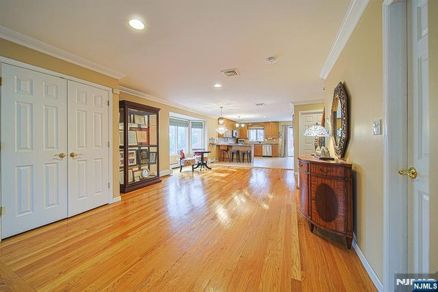 432 Washington Avenue A, Cliffside Park, NJ 07010