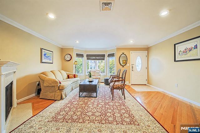 432 Washington Avenue A, Cliffside Park, NJ 07010
