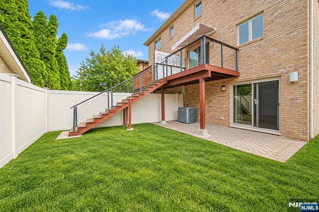 432 Washington Avenue A, Cliffside Park, NJ 07010