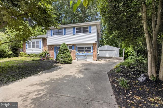 55 E CHEROKEE DR, Newark, DE 19713