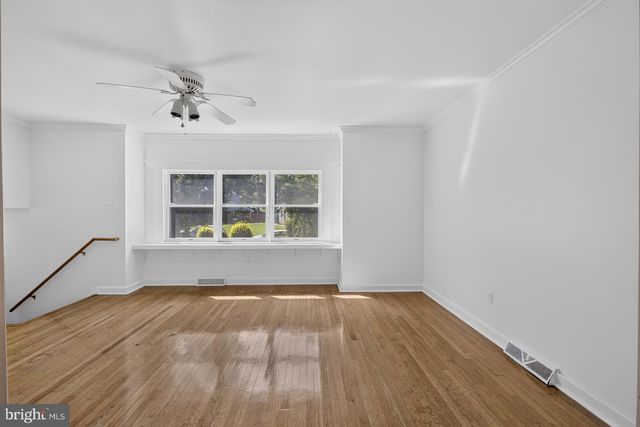 55 E CHEROKEE DR, Newark, DE 19713