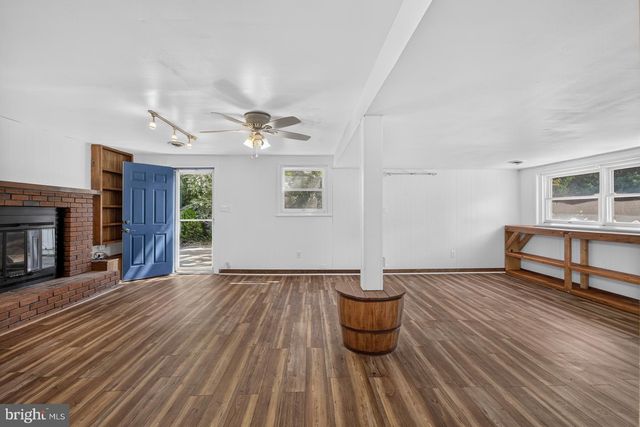 55 E CHEROKEE DR, Newark, DE 19713