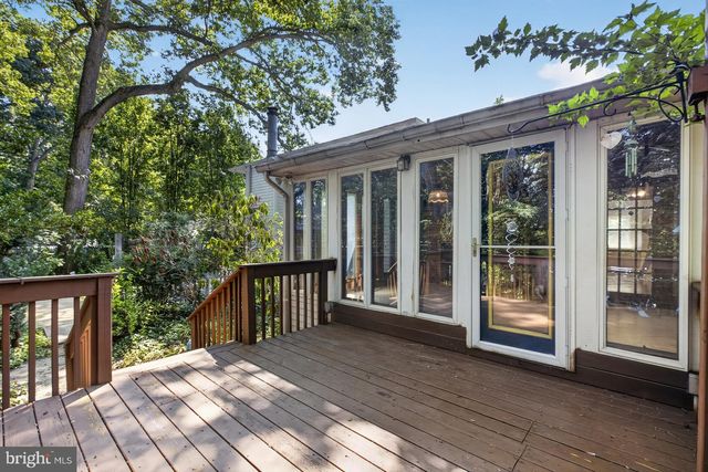 55 E CHEROKEE DR, Newark, DE 19713