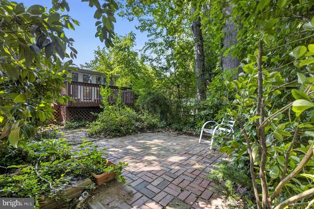 55 E CHEROKEE DR, Newark, DE 19713