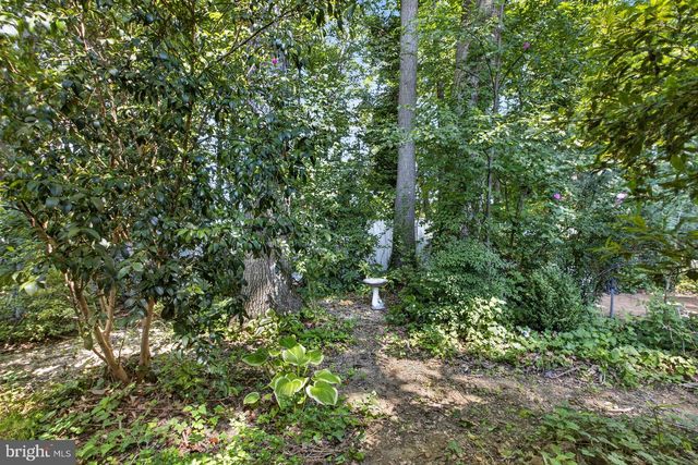 55 E CHEROKEE DR, Newark, DE 19713