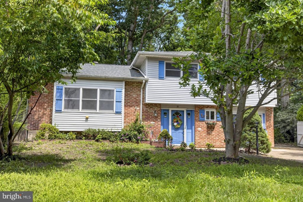 55 E CHEROKEE DR, Newark, DE 19713