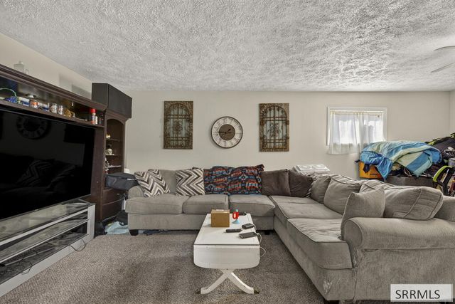 270 1st Street, Idaho Falls, ID 83401