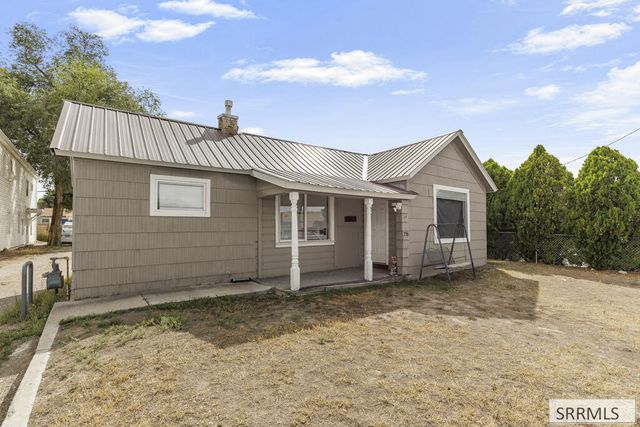 270 1st Street, Idaho Falls, ID 83401