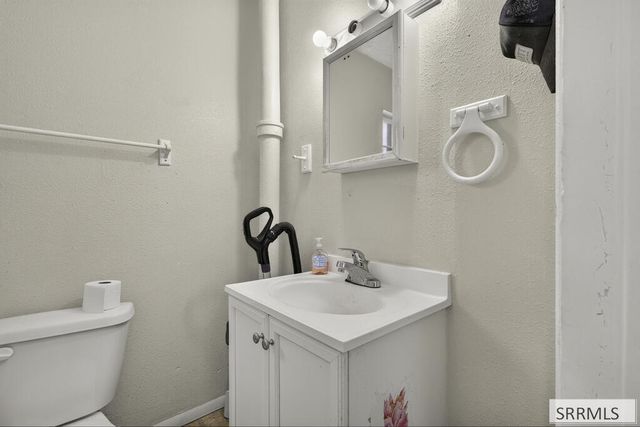 270 1st Street, Idaho Falls, ID 83401