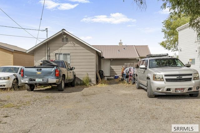 270 1st Street, Idaho Falls, ID 83401