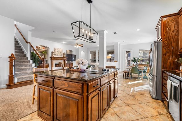 420 Copper Circle, Lantana, TX 76226