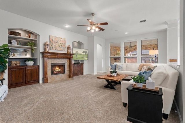 420 Copper Circle, Lantana, TX 76226