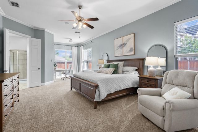 420 Copper Circle, Lantana, TX 76226