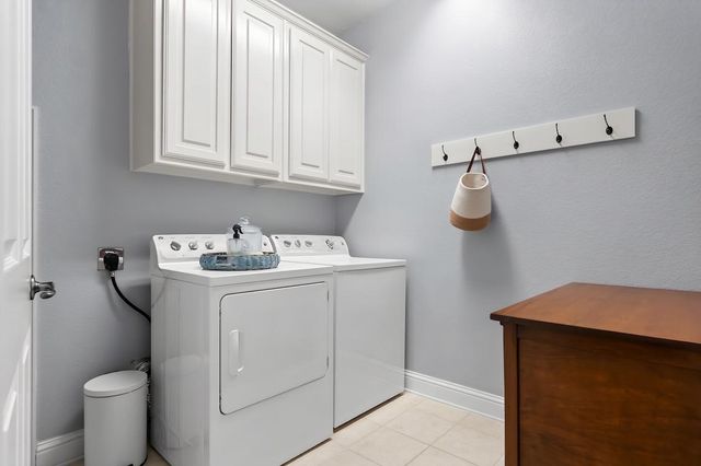420 Copper Circle, Lantana, TX 76226