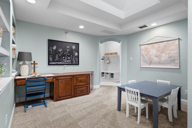 420 Copper Circle, Lantana, TX 76226