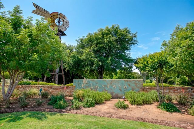 420 Copper Circle, Lantana, TX 76226
