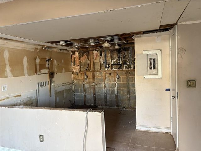 1121 Village Main Street, Stone Mountain, GA 30088