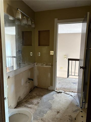 1121 Village Main Street, Stone Mountain, GA 30088