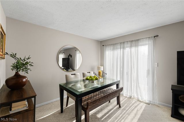 824 S Chillicothe Road 5, Aurora, OH 44202
