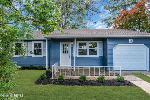55 Chelsea Drive, Whiting, NJ 08759