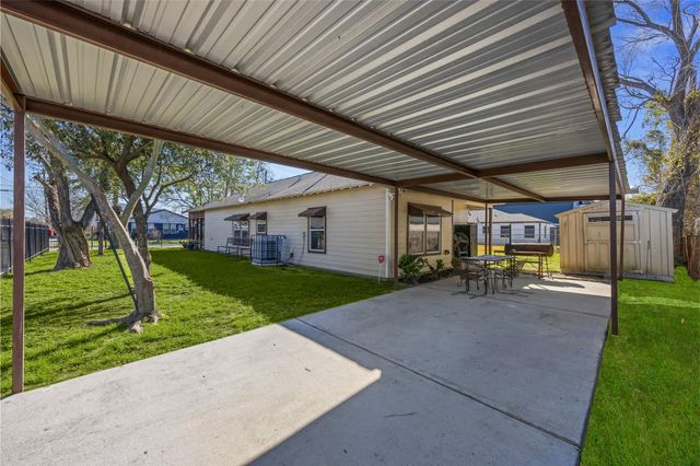 5219 Farmer Street, Houston, TX 77020