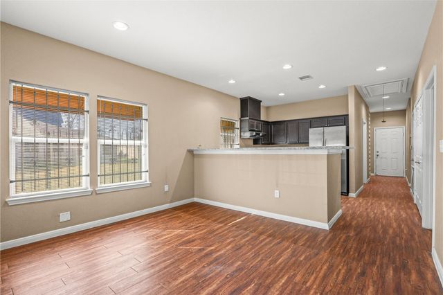 5219 Farmer Street, Houston, TX 77020