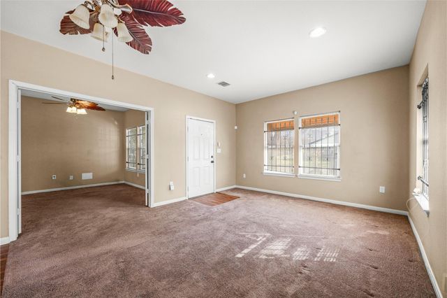 5219 Farmer Street, Houston, TX 77020