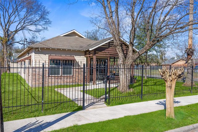 5219 Farmer Street, Houston, TX 77020