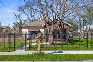 5219 Farmer Street, Houston, TX 77020