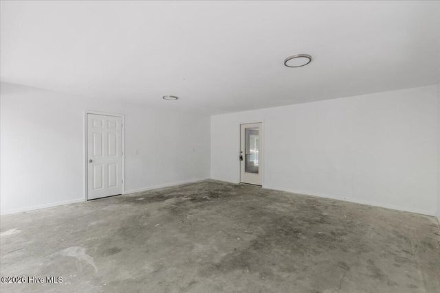115 Wood River Road, West End, NC 27376