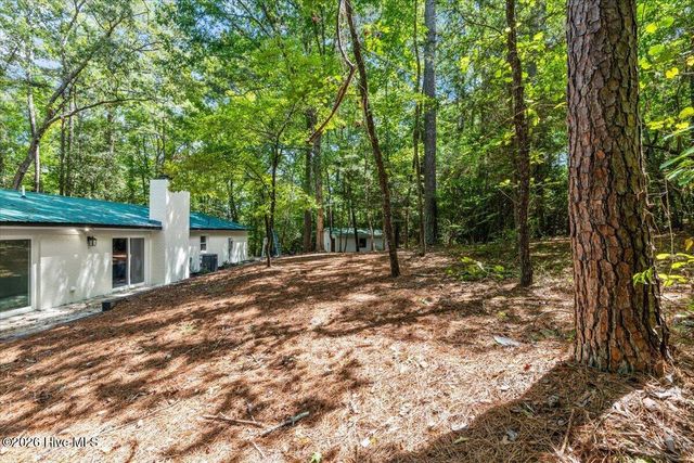 115 Wood River Road, West End, NC 27376
