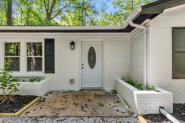 115 Wood River Road, West End, NC 27376