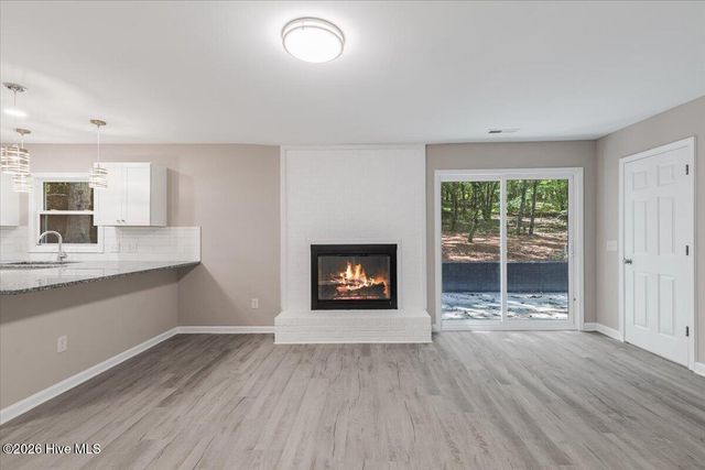 115 Wood River Road, West End, NC 27376