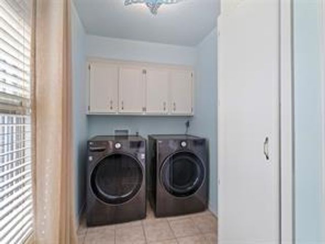 1318 Hawaii Drive, Tiki Island, TX 77554
