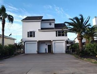 1318 Hawaii Drive, Tiki Island, TX 77554