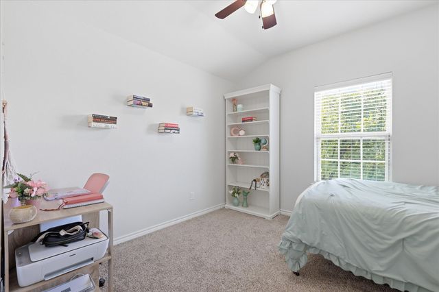 1100 Crest Breeze Drive, Fort Worth, TX 76052